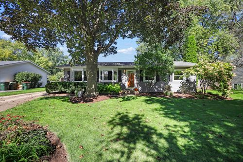30W240 Allister Ln, Naperville, IL, 60563-1838 | Card Image