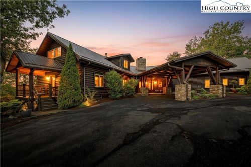 210 Arrowhead Private Dr, Mountain City, TN, 37683-4512 | Card Image