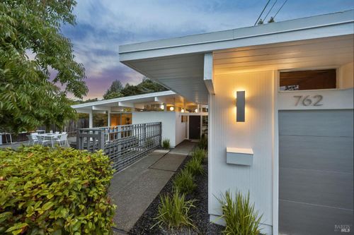 762 Idylberry Road, San Rafael, CA, 94903 | Card Image
