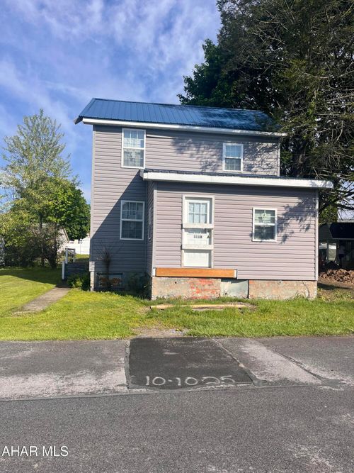 3120-3118-3120 Walnut Ave, Altoona, PA, 16601-1538 | Card Image