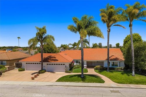 925 Flagstone Dr, Santa Maria, CA, 93455-4181 | Card Image