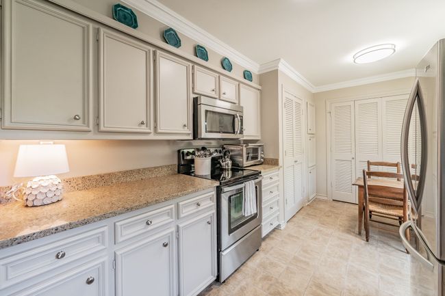 1214 Belle Pl, Home with 3 bedrooms, 3 bathrooms and null parking in Fort Worth TX | Image 6