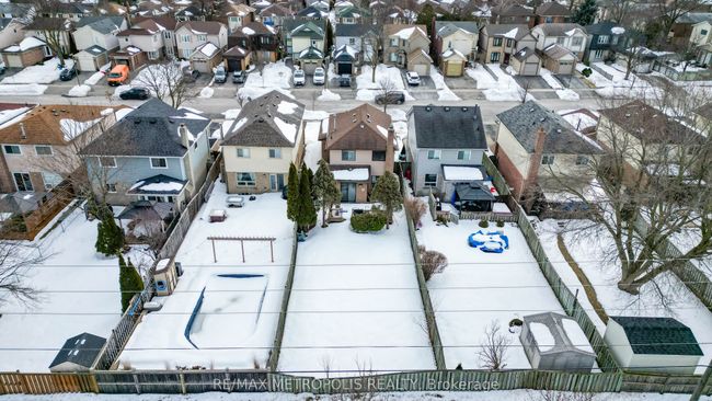 1927 Parkside Dr, House other with 5 bedrooms, 4 bathrooms and 2 parking in Pickering ON | Image 37