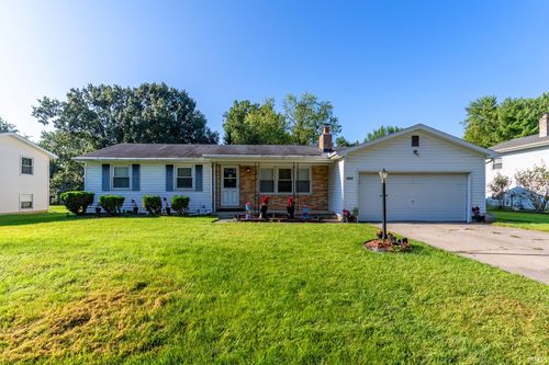 6632 Clovercrest Drive, Fort Wayne, IN, 46815 | Card Image
