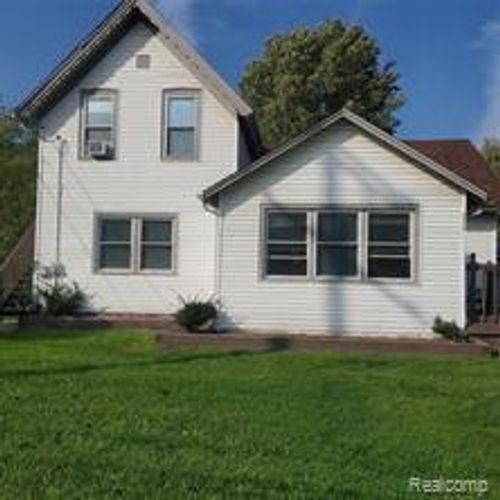 4414 S Martin Luther King Jr Blvd, Lansing, MI, 48910-5203 | Card Image