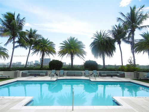 apt-819-3000 Coral Way, Miami, FL, 33145-3237 | Card Image