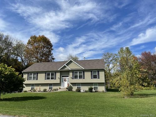 34 Palmer Cir, Poughquag, NY, 12570-5274 | Card Image
