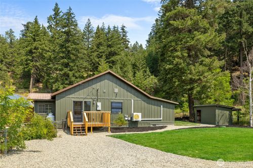 70 Gobblers Knob Rd, Cle Elum, WA, 98922-9600 | Card Image