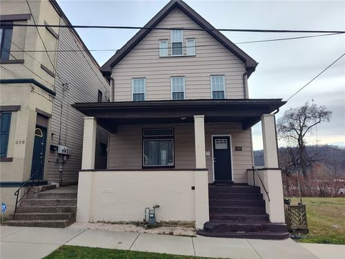 533 3rd St, Pitcairn, PA, 15140-1411 | Card Image