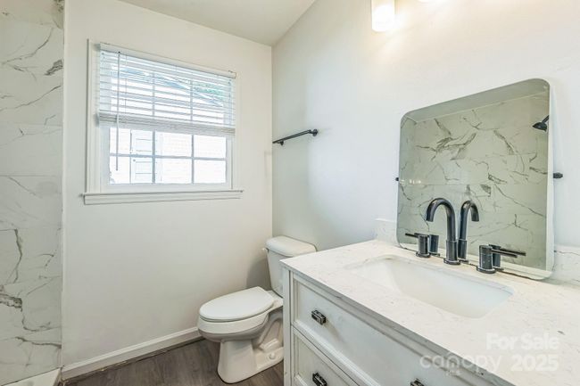 Bathroom #1 | Image 9