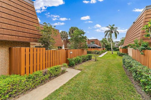 3225 32nd Ct, Jupiter, FL, 33477-9374 | Card Image