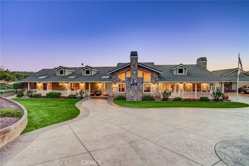 2490 Nightshade Pl, Arroyo Grande, CA, 93420-4944 | Card Image