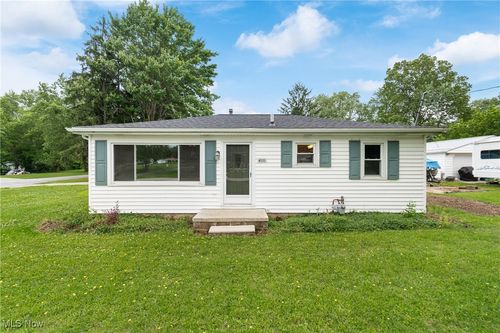 4111 Tapper Rd, Norton, OH, 44203-6141 | Card Image