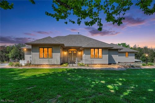 6569 Milhaven Avenue Nw, Canal Fulton, OH, 44614 | Card Image