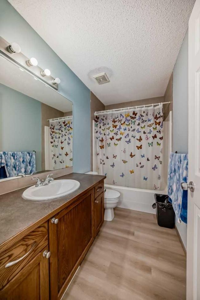 126 Panamount Crescent Nw, Home with 4 bedrooms, 3 bathrooms and 4 parking in Calgary AB | Image 15