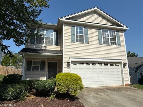 965 Peachtree Meadows Cir, Kernersville, NC, 27284-9056 | Card Image