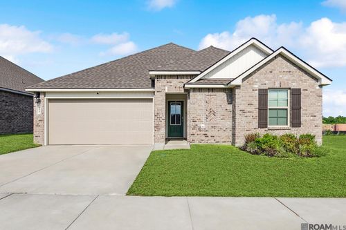 15915 Olive Grove Dr, Zachary, LA, 70791-8364 | Card Image