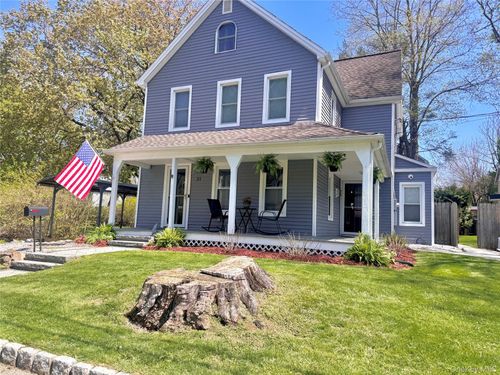21 Division St, Warwick, NY, 10990-1405 | Card Image