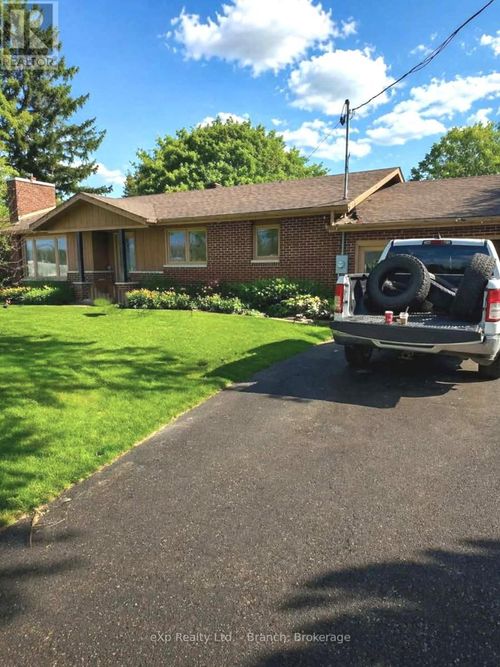 18 Main St, Thornloe, ON, P0J1S0 | Card Image