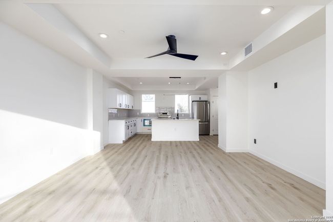 102 - 310 S Mesquite St, Townhouse with 3 bedrooms, 4 bathrooms and null parking in San Antonio TX | Image 16