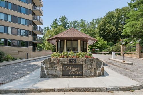 ph11-25 Rockledge Ave, White Plains, NY, 10601-1218 | Card Image
