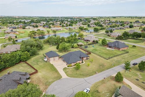 14543 Ashwood Court, Edmond, OK, 73025 | Card Image