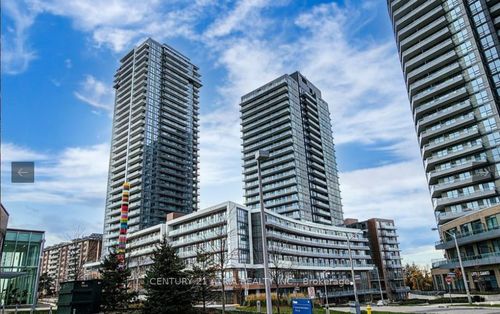 320-38 Forest Manor Rd, North York, ON, M2J0H4 | Card Image