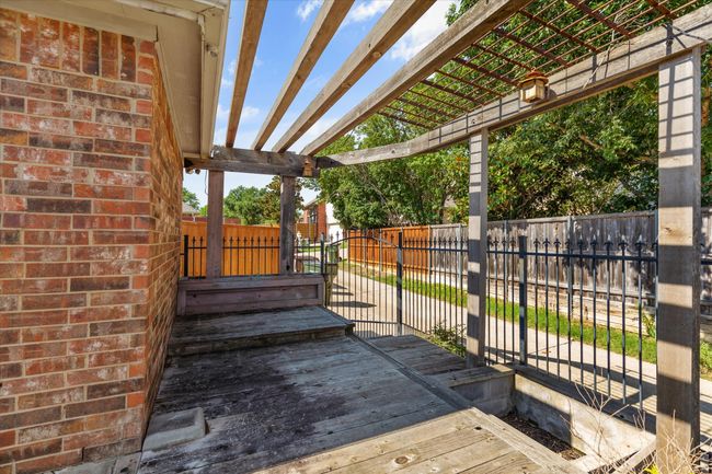8013 Springmoss Dr, House other with 3 bedrooms, 2 bathrooms and null parking in Plano TX | Image 24