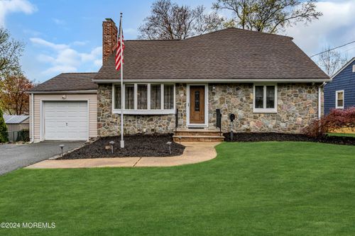 137 Park Ave, West Caldwell, NJ, 07006-7829 | Card Image