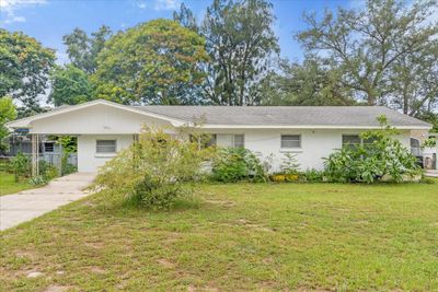 1865 4 Th Street Se, House other with 3 bedrooms, 2 bathrooms and null parking in Winter Haven FL | Image 1