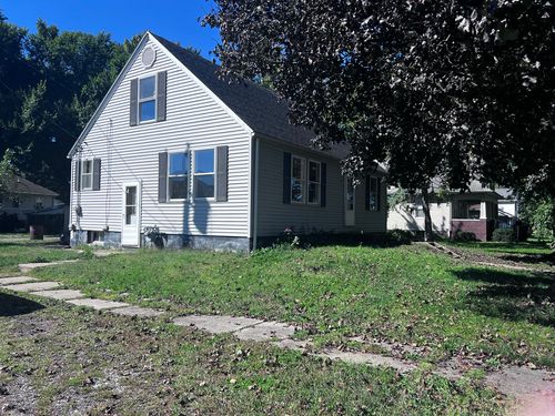 309 E Main St, Buckley, IL, 60918-7017 | Card Image