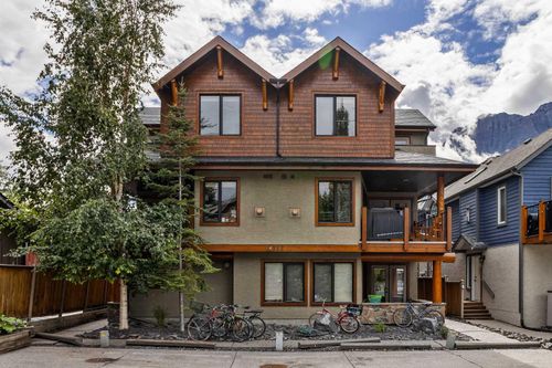 2-722 3 St, Canmore, AB, T1W2J6 | Card Image