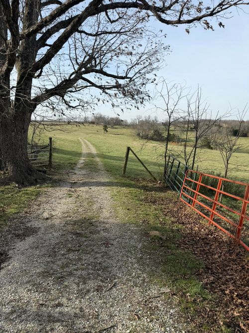 14658 County Road 7430, Caulfield, MO, 65626-9386 | Card Image