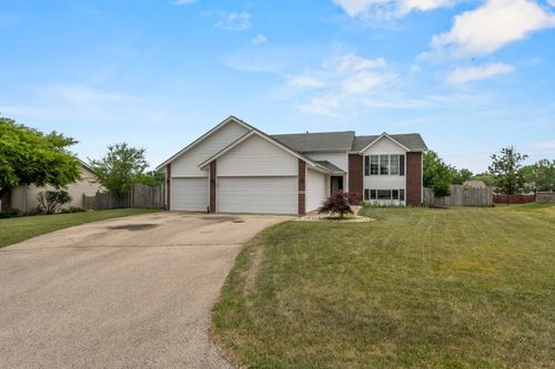 6072 Nimtz Ct, Loves Park, IL, 61111-3438 | Card Image