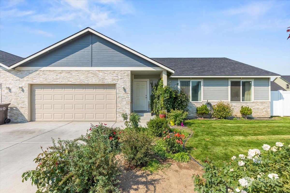 Westbrook Ave, Yakima, WA 98908