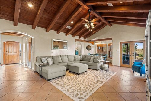 57A Southfork, Santa Fe, NM, 87508-7050 | Card Image