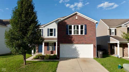912 Balto Dr, Shelbyville, IN, 46176-2479 | Card Image