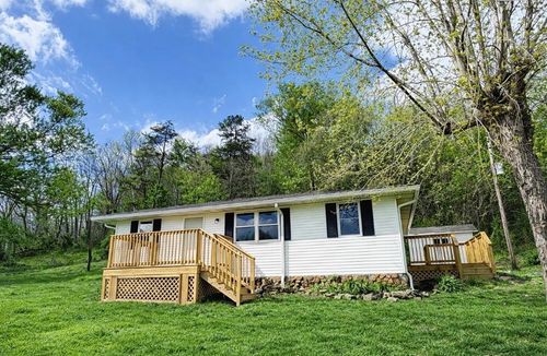 3304 Laurel Rd, Greenup, KY, 41144-8576 | Card Image