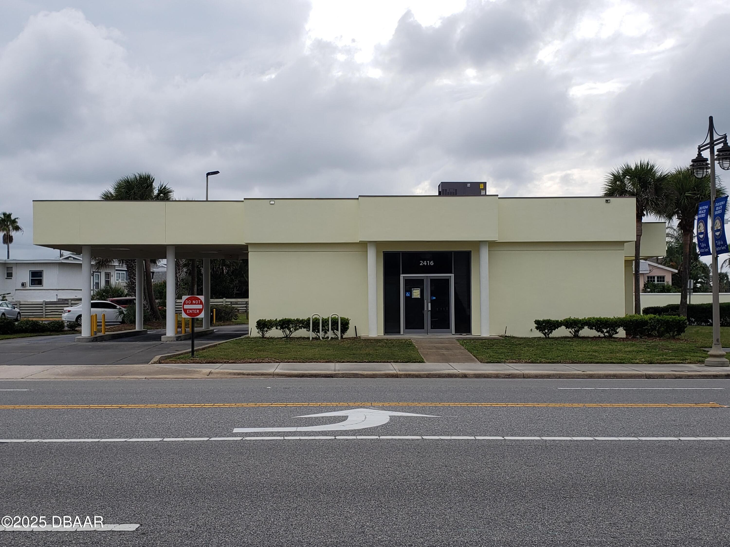 Commercial Lease in Daytona Beach Shores 4