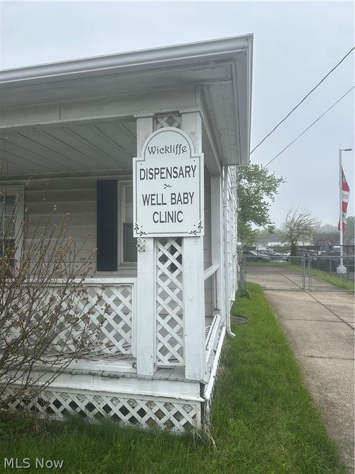 28864 Euclid Ave, Wickliffe, OH, 44092-2529 | Card Image