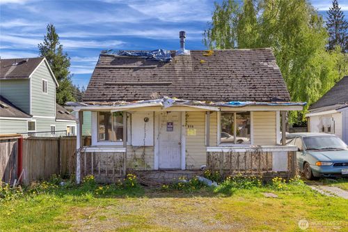 314 E Section St, Mount Vernon, WA, 98273-4969 | Card Image