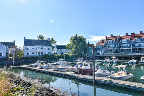 21-18 Ocean Street, South Portland, ME, 04106 | Card Image