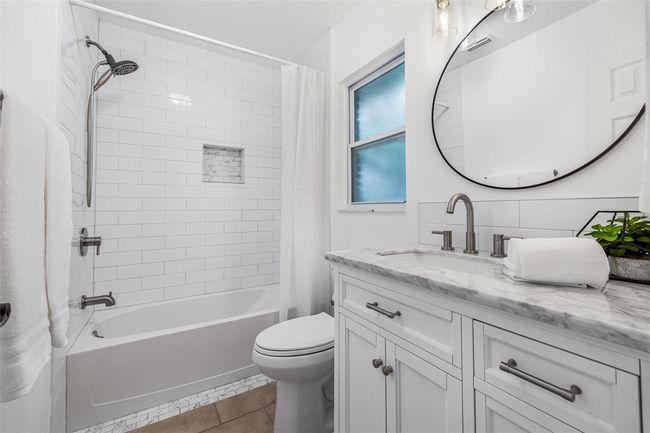 8727 Bay Crest Ln, House other with 3 bedrooms, 2 bathrooms and null parking in TAMPA FL | Image 23