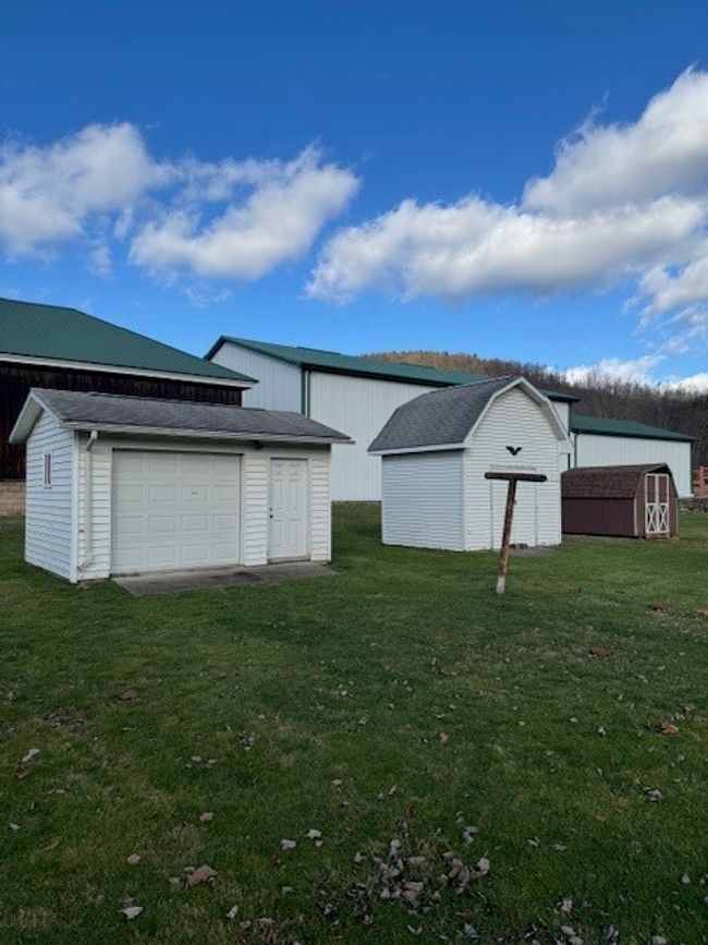 125 Hillview Ln, House other with 4 bedrooms, 2 bathrooms and 4 parking in Melcroft PA | Image 18