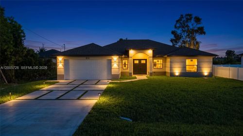 813 Bell Blvd S, Lehigh Acres, FL, 33974-6700 | Card Image