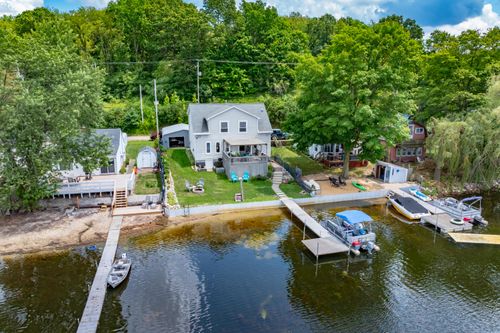 7776 S Tulip Ln, Delton, MI, 49046-6602 | Card Image