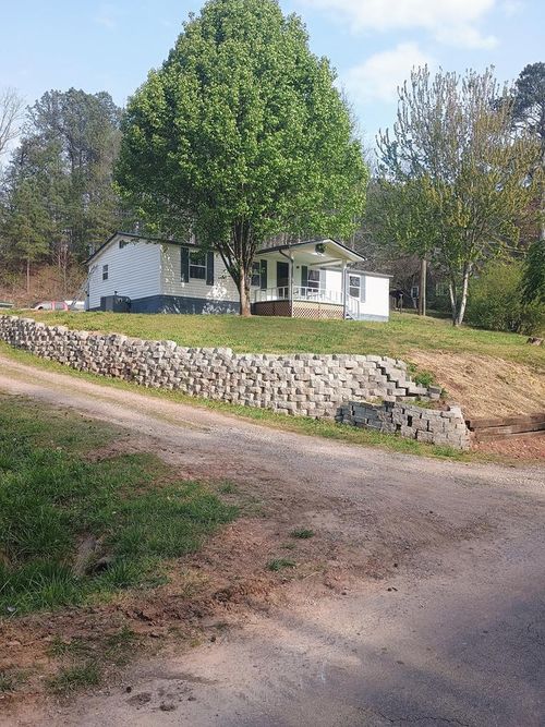 1458 New Hope Church Rd, Tunnel Hill, GA, 30755-9270 | Card Image