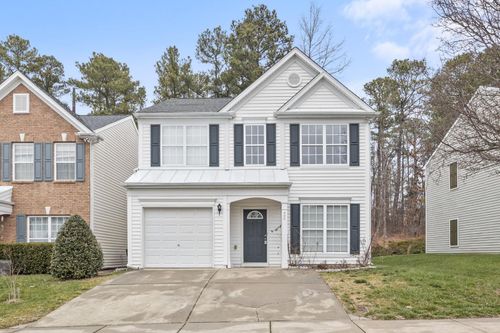 400 Berlin Way, Morrisville, NC, 27560-9105 | Card Image