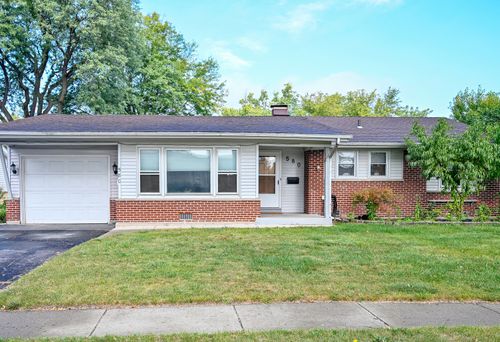 580 Walnut Ln, Elk Grove Village, IL, 60007-4631 | Card Image