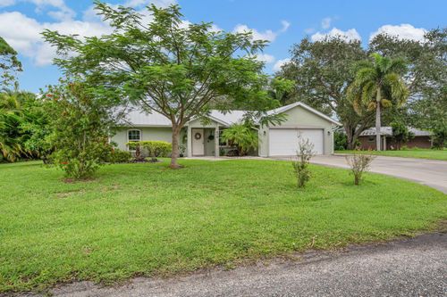 606 Gregory St, Fort Pierce, FL, 34982-7156 | Card Image
